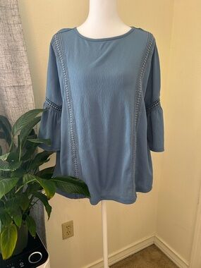LC Lauren Conrad Dusty Blue Crochet-Trim Bell Sleeve Tunic